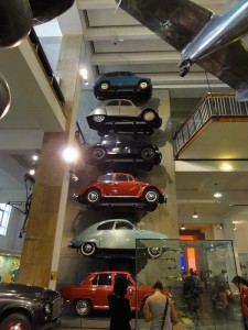 科学博物館の自動車そのまま展示